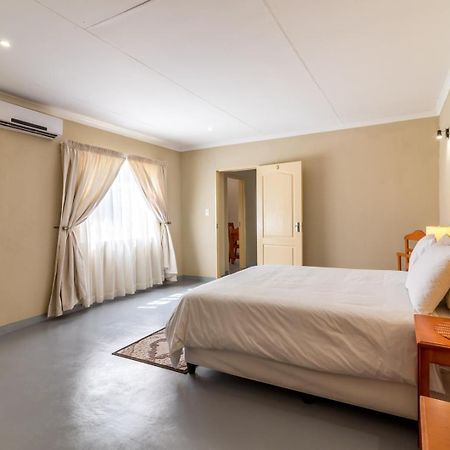 Sabie Retreats Guest House Екстериор снимка